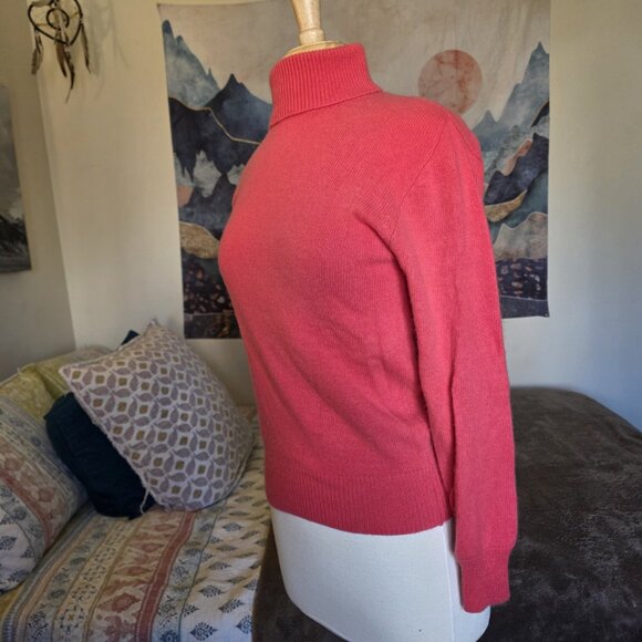 Neiman Marcus 100% Cashmere Turtleneck Sweater M Coral Pink Soft Luxe Knit - Picture 6 of 14